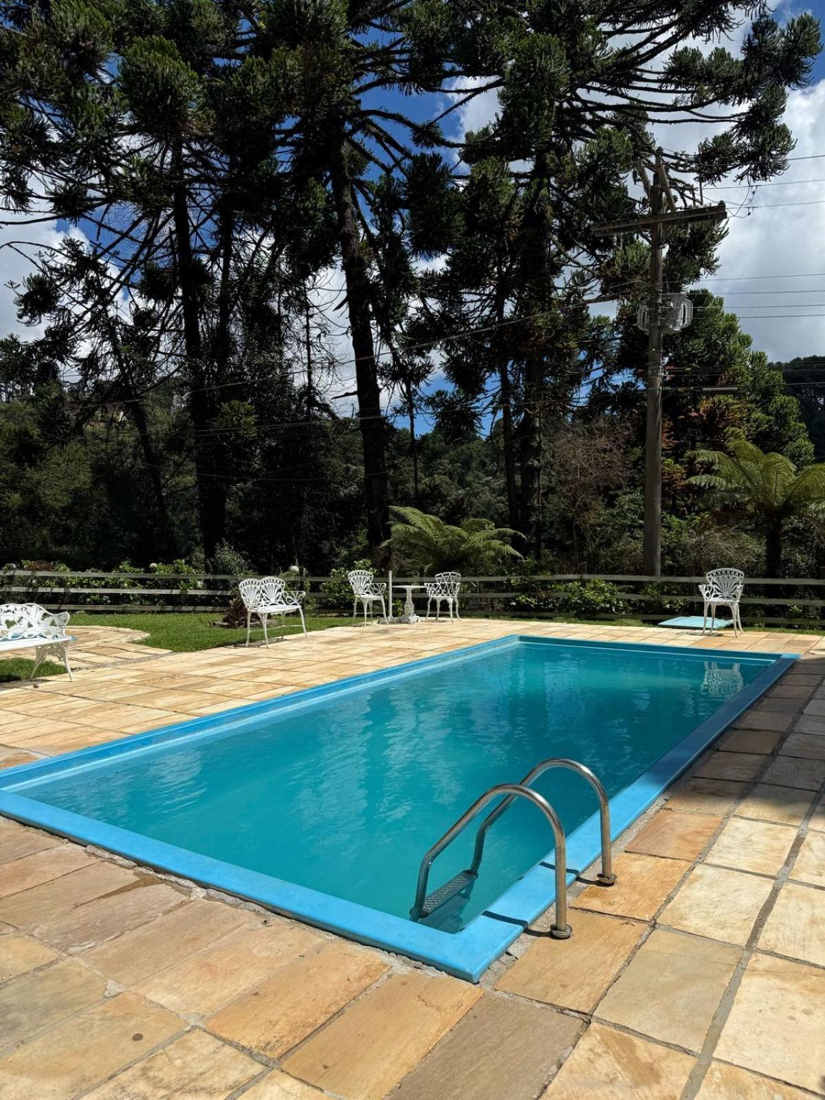 Hotel Refugio Alpino Кампус-ду-Жордан Екстер'єр фото
